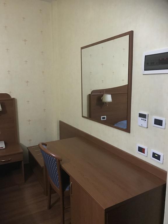 Hotel Rigolfo مونْكالييري المظهر الخارجي الصورة